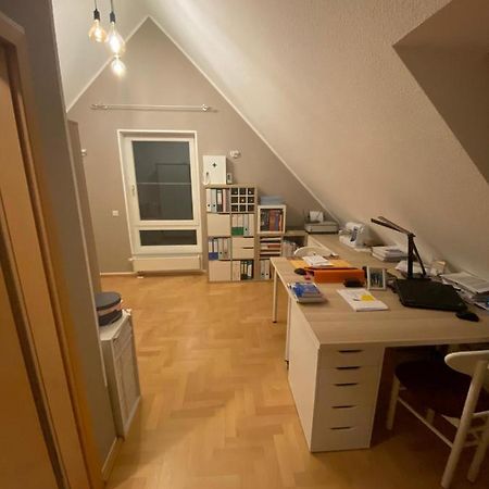 Gemutliches Zimmer Im Dachgeschoss Witten Dış mekan fotoğraf